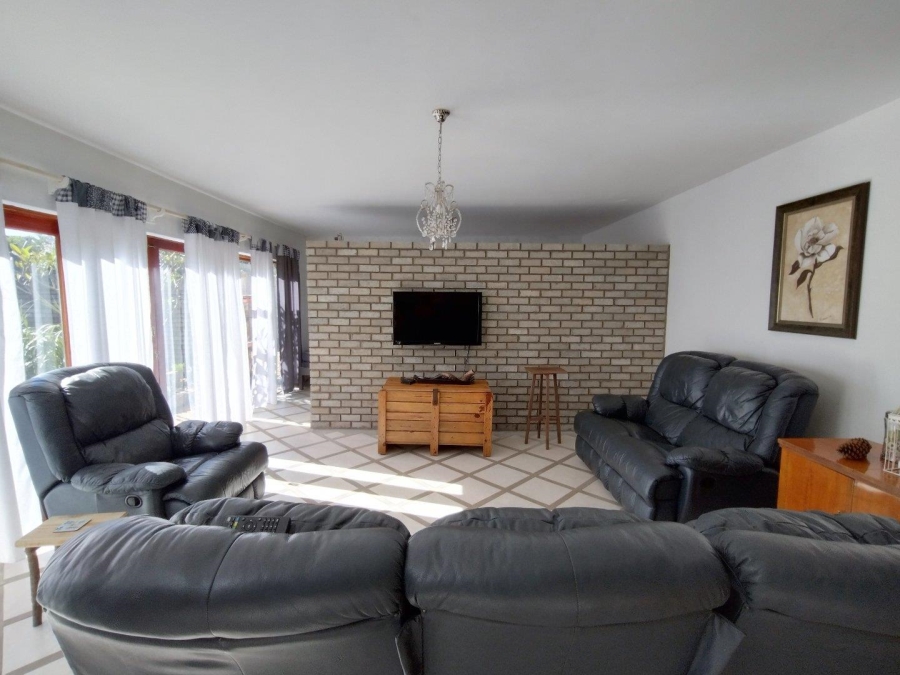 4 Bedroom Property for Sale in Aston Bay Eastern Cape